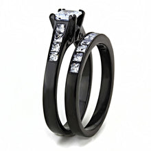 Cargar imagen en el visor de la galería, TK3555 - IP Black(Ion Plating) Stainless Steel Ring with AAA Grade CZ  in Clear
