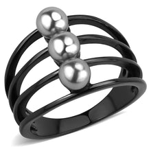 Cargar imagen en el visor de la galería, TK3454 - IP Black(Ion Plating) Stainless Steel Ring with Synthetic Pearl in Gray